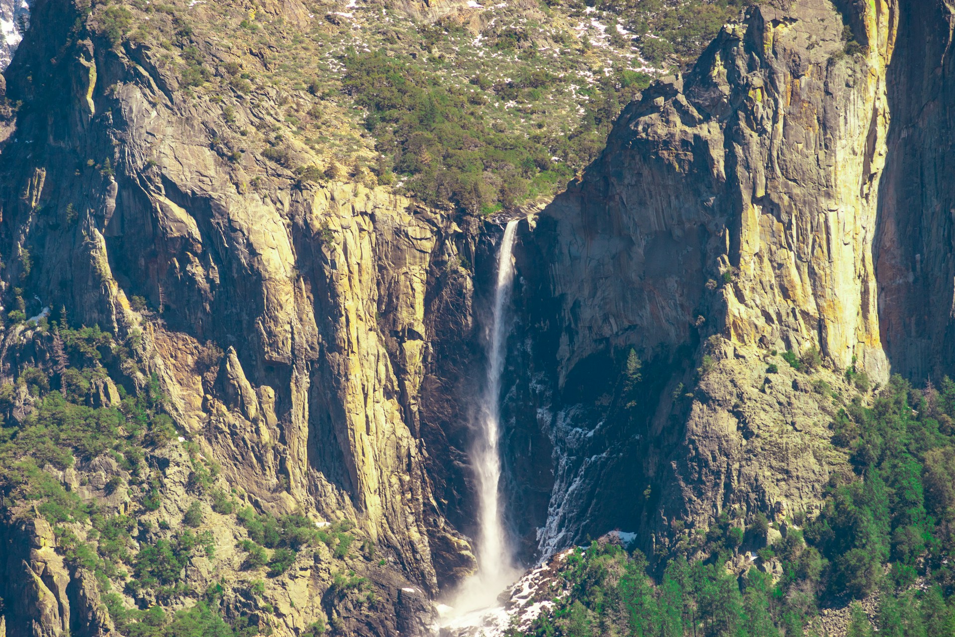 Bridalveil Falls