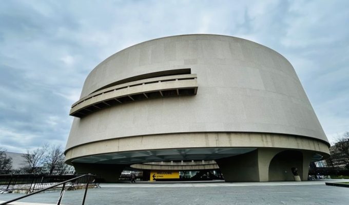 Hirshhorn Museum & Sculpture Garden - WD