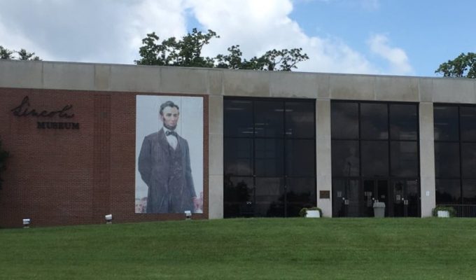 Lincoln 2