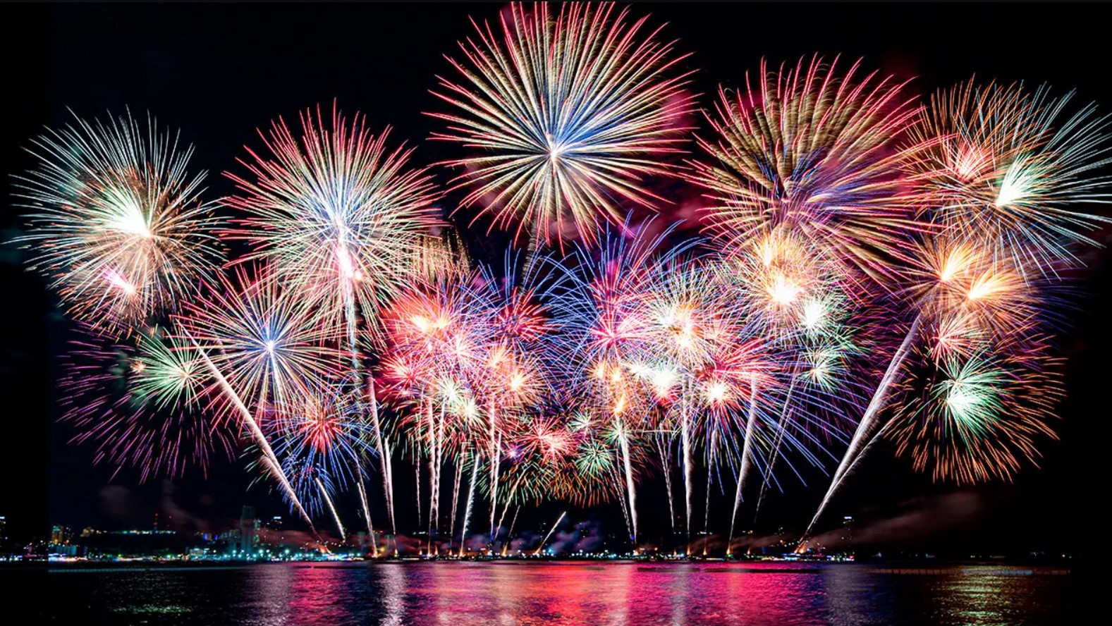 2024년 7월 4일 독립기념 축제와 불꽃놀이